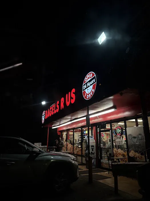 BAGELS R US Picture 6