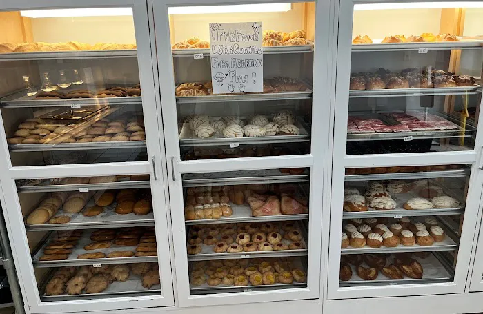 Panaderia Latina Picture 5