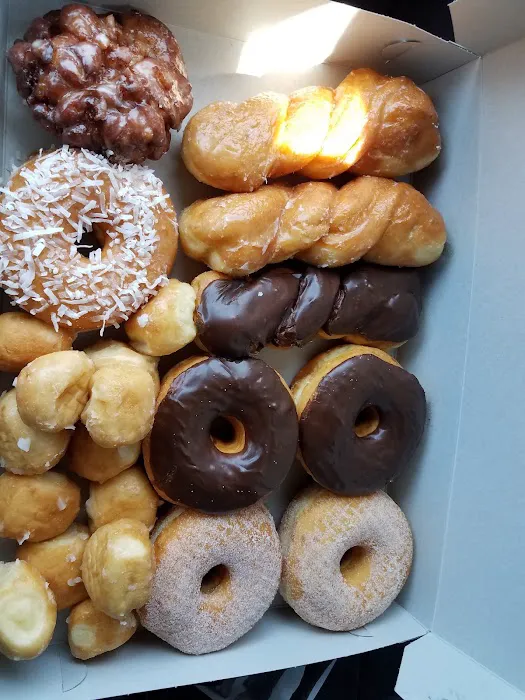 USA Donuts & Croissants Picture 3