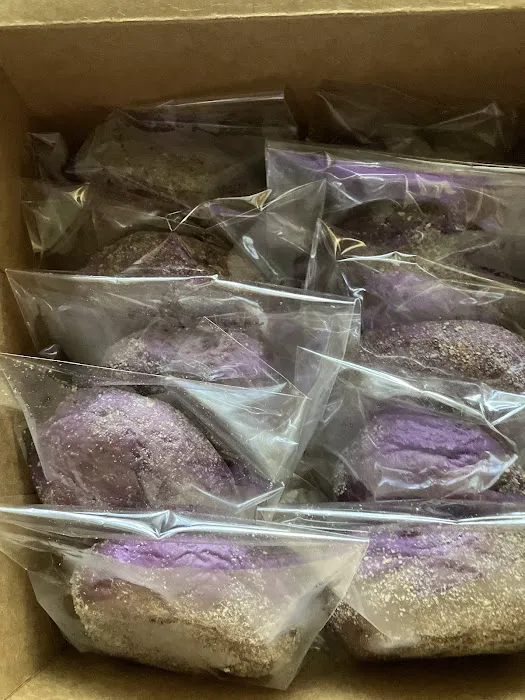 Max & Lucy's Baked Goods Picture 2