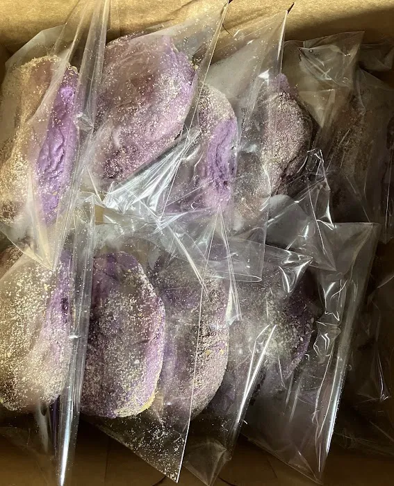 Max & Lucy's Baked Goods Picture 10