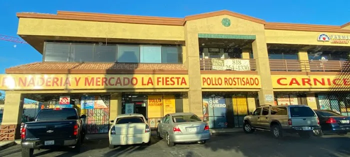 Panaderia Y Mercado La Fiesta Picture 1