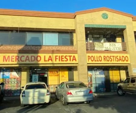 Panaderia Y Mercado La Fiesta
