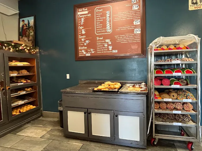 Lupe's Bakery Panaderia Picture 1