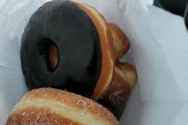 Pam's Donut & Ice Cream