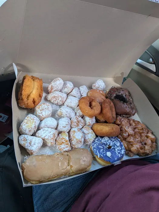 M.s. Donuts Picture 3