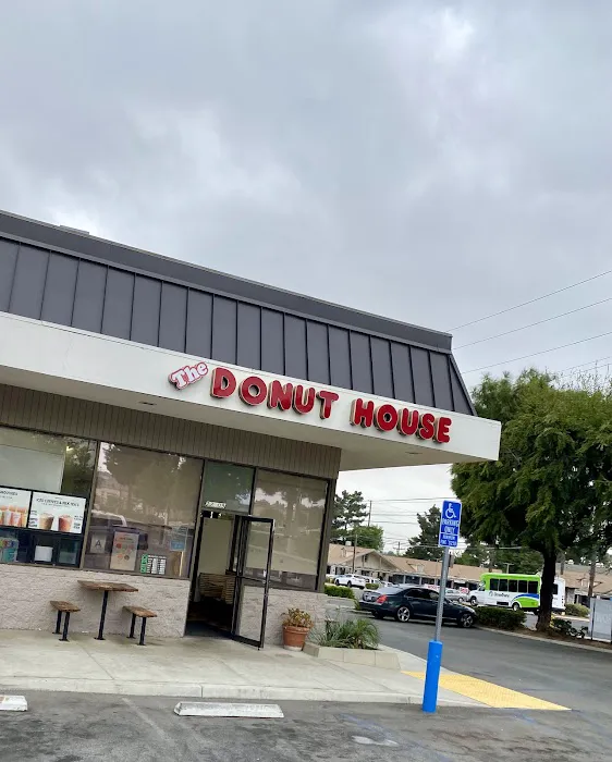 The Donut House Picture 2