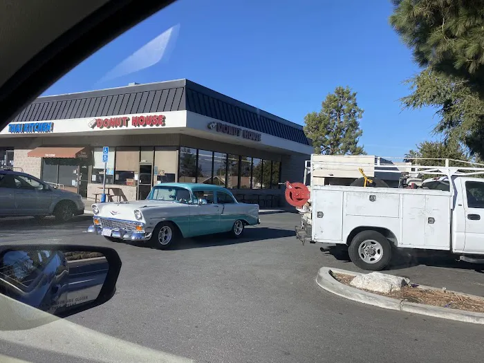 The Donut House Picture 10