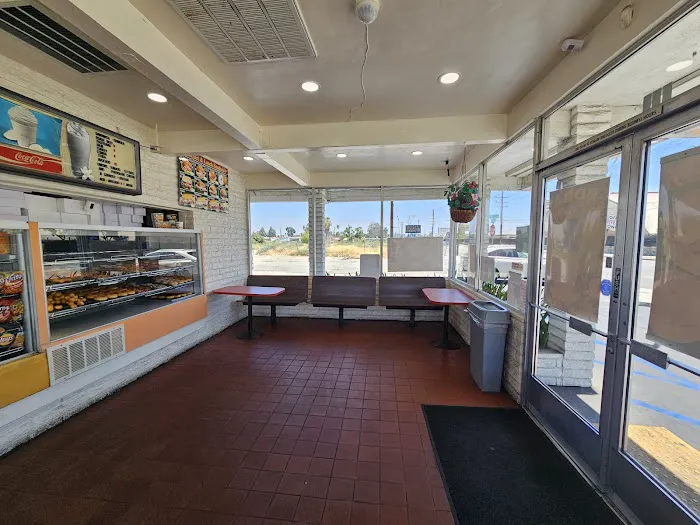 Donut Hut Picture 4
