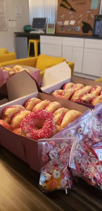 Freshh Donuts Picture 1