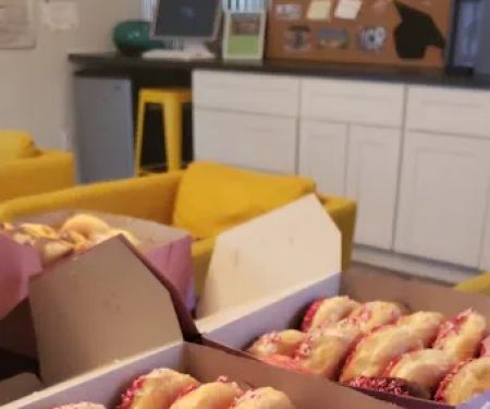 Freshh Donuts