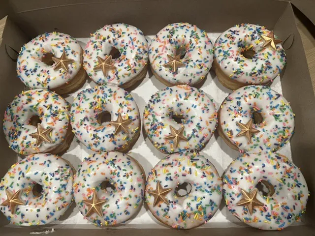 Mimi’s Donuts & Ice Cream Picture 3