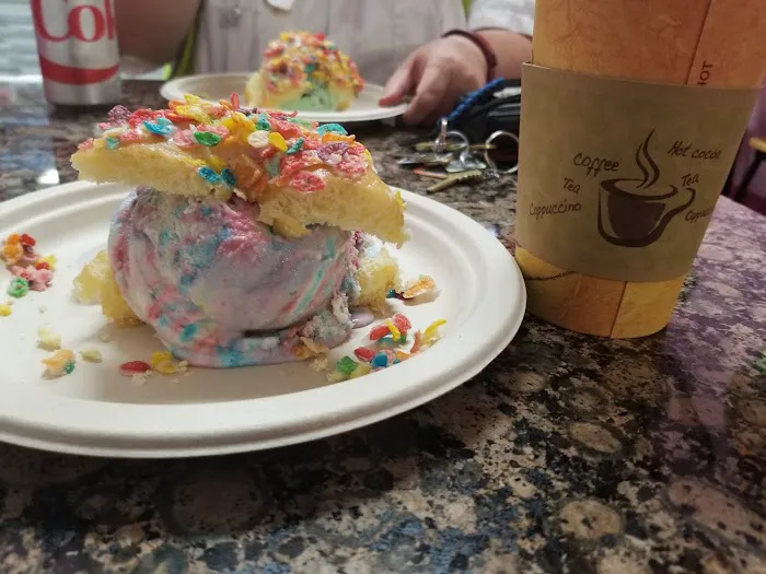 Mimi’s Donuts & Ice Cream Picture 7