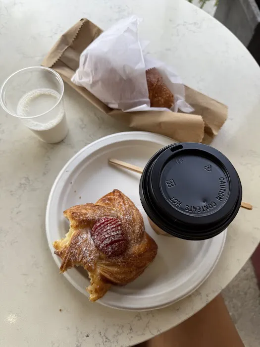 Artisan Croissanterie Picture 7