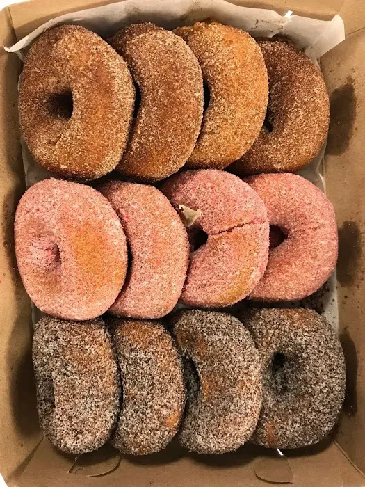 Federal Donuts & Chicken Parkway Picture 4