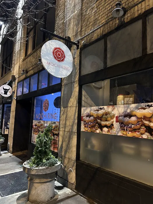 Mochiatsu Donut (Rittenhouse) Picture 7