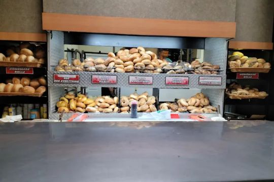 Bagels N' Buns