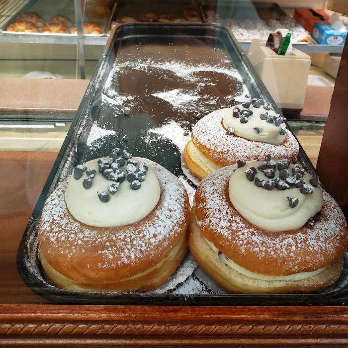 Renato's Pastry Shoppe Picture 10