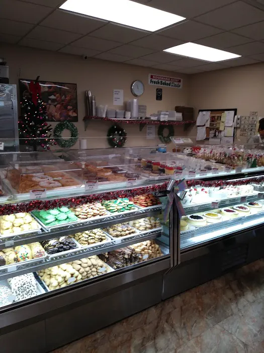 Rosemarie Bakery shoppe Picture 9