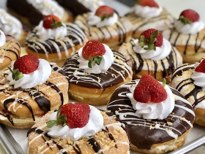 Mama’s Donuts Picture 7