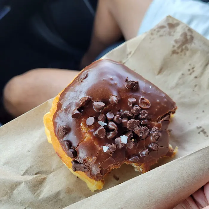 Mama’s Donuts Picture 5