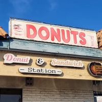 Donuts & Sandwich Station ico