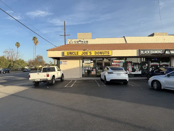 Uncle Joe's Donuts Picture 10