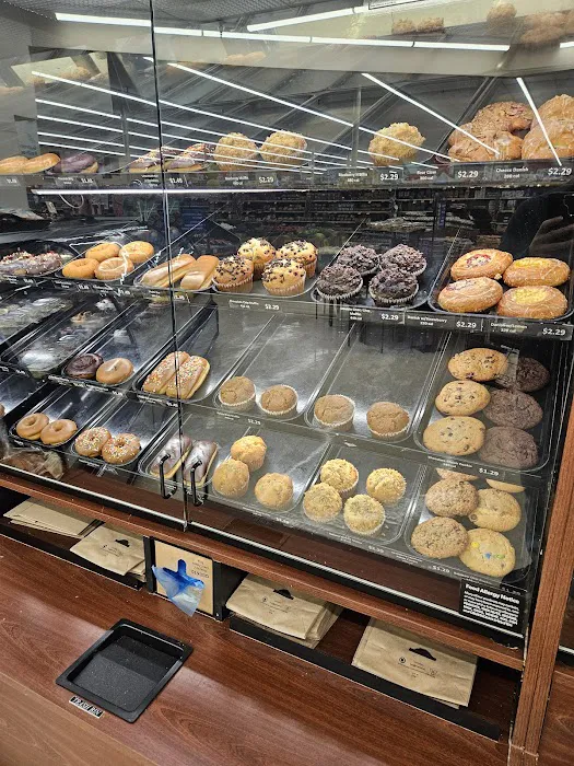 Albertsons Bakery Picture 3