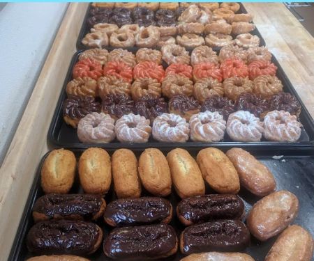 Yum Yum Donuts