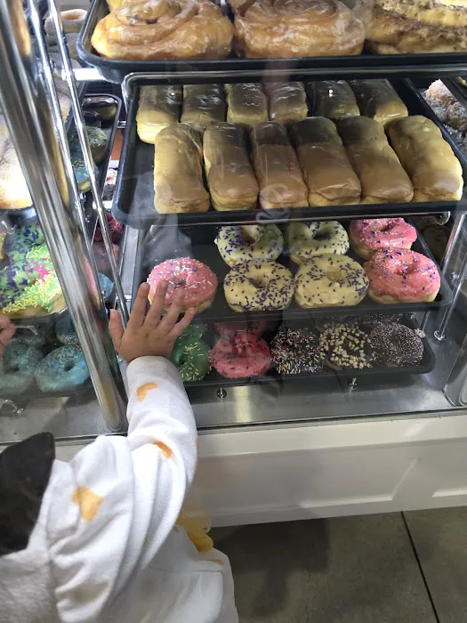 Yum Yum Donuts Picture 4