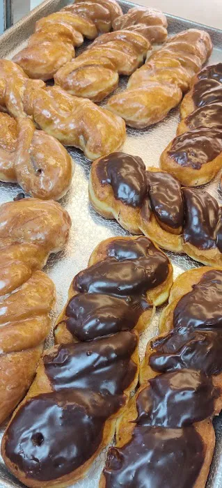 Niguel Bakery & Donuts Picture 1