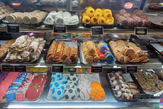 3:16 Bakery Shop