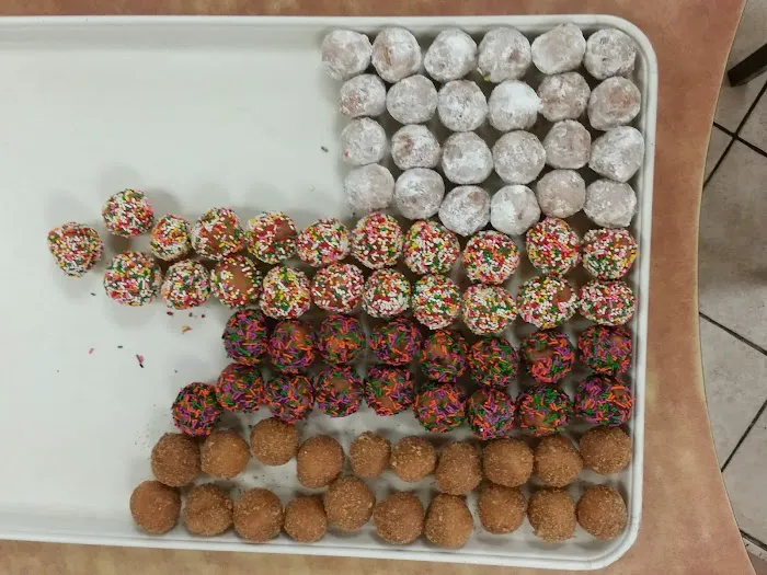 Donut Hut Picture 4