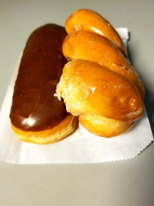 Frankie's Donuts & Deli Picture 7