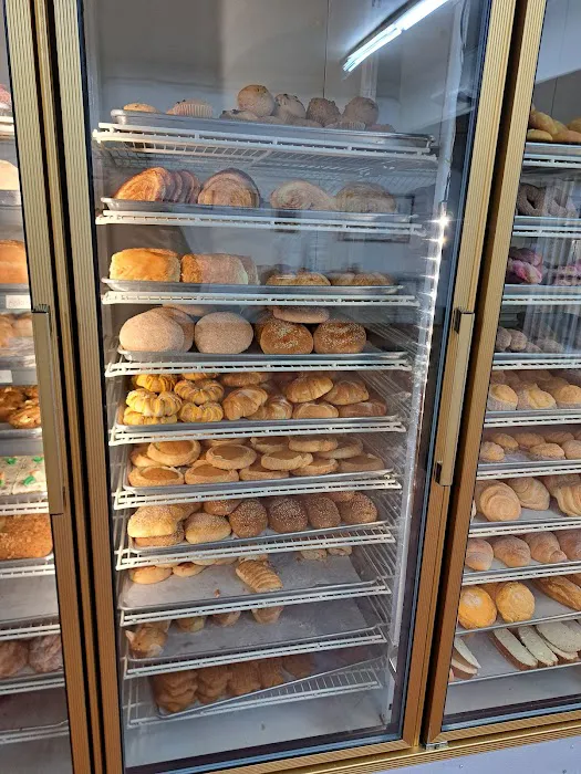 Spike's Bakery Picture 10