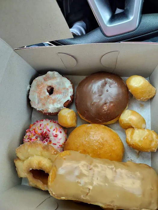 Manna Donuts Picture 9