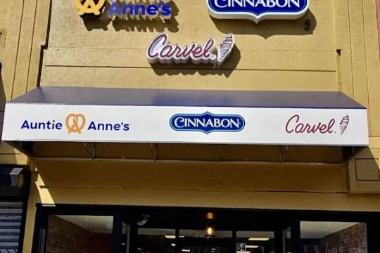 Auntie Anne's/Cinnabon/Carvel