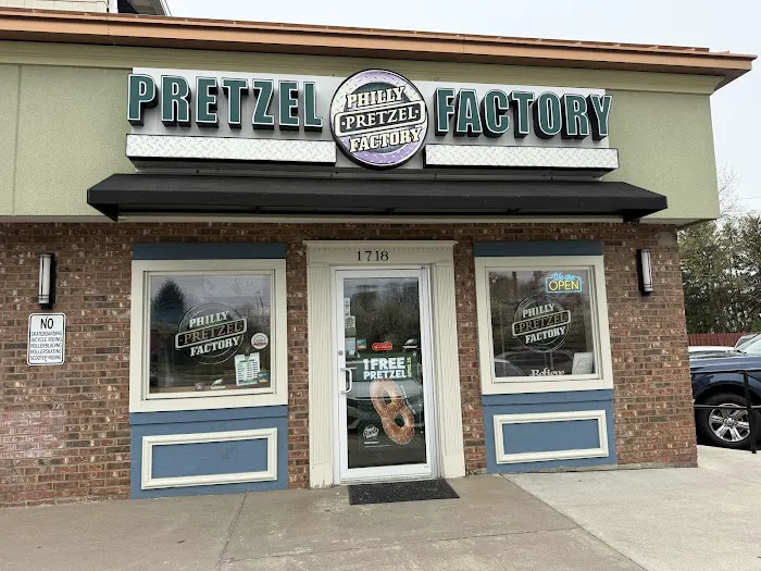 Philly Pretzel Factory Picture 10