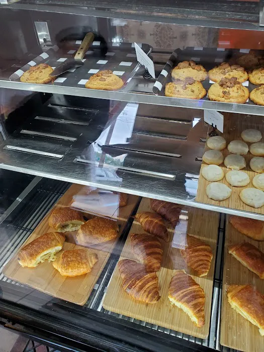 Bread & Buttercream Bakery Picture 2