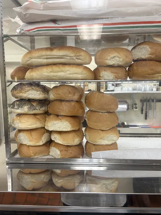 Plaza Bagels and Deli Picture 8