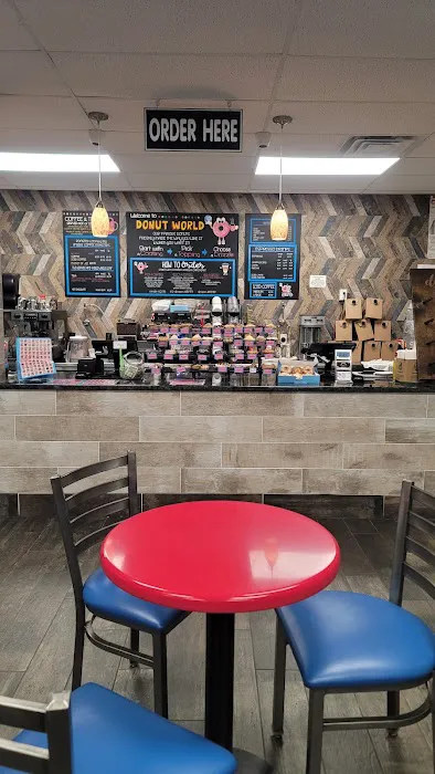 Donut World Picture 9