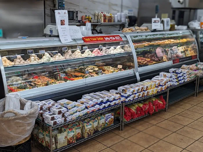 Manor Superette & Bagels Picture 7