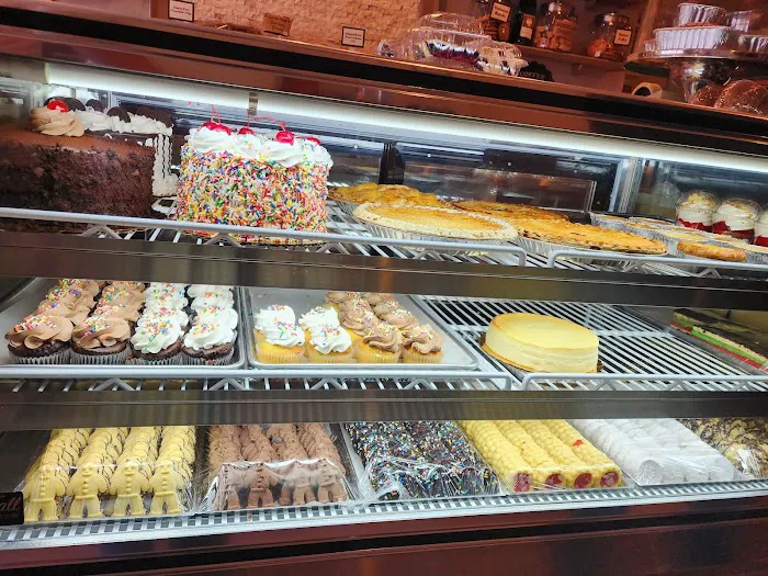 The Sweet Life Bakeshop Picture 2