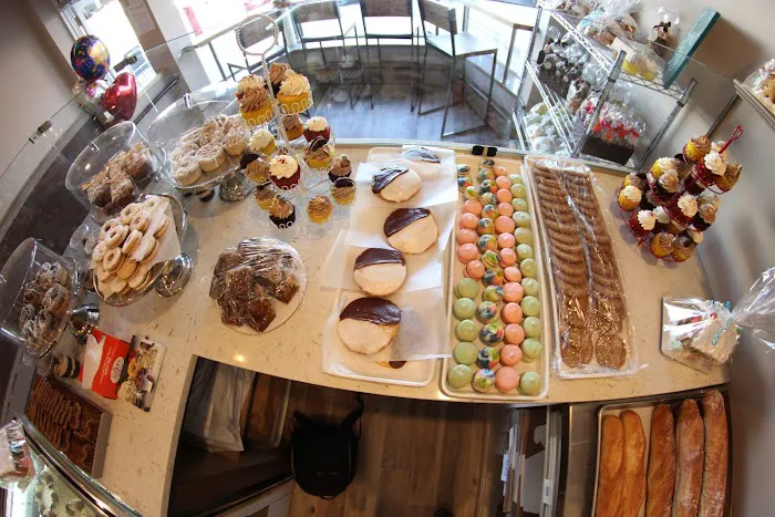 The Sweet Life Bakeshop Picture 6