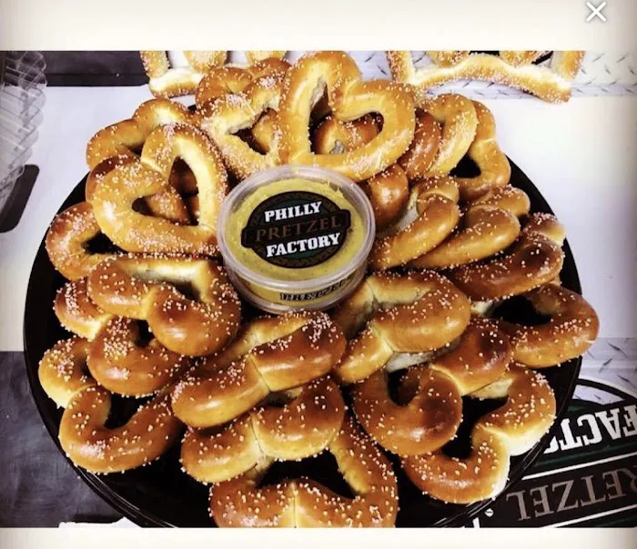 Philly Pretzel Factory - Staten Island Picture 5