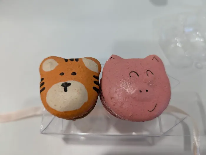 Izzy Macarons Picture 4