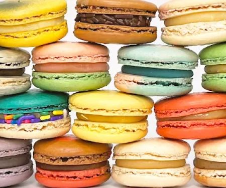 Izzy Macarons