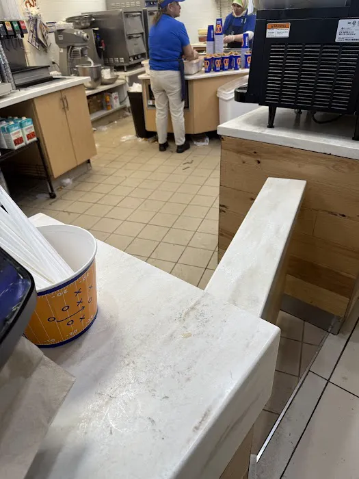 Auntie Anne's Picture 10