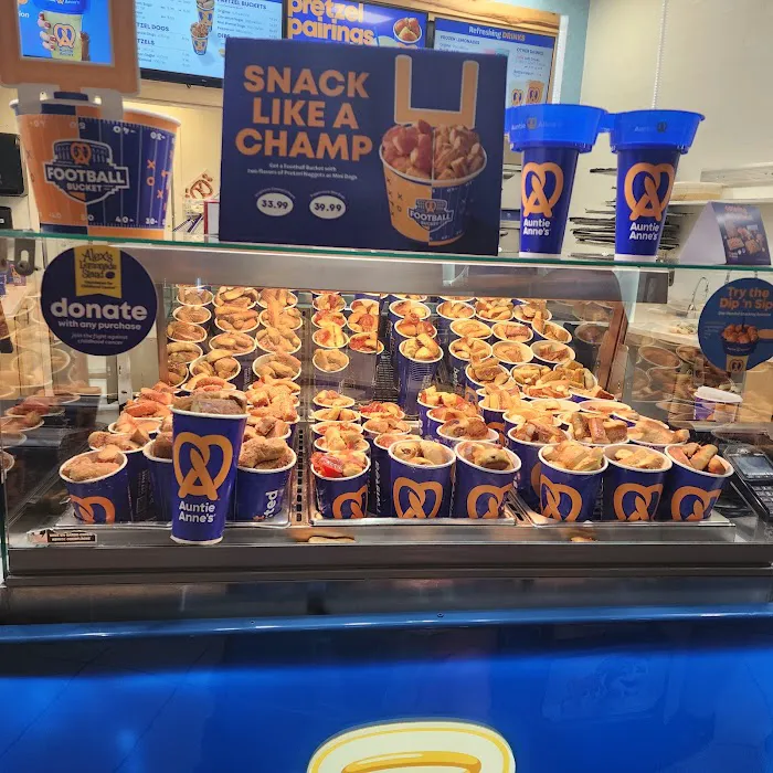 Auntie Anne's Picture 4
