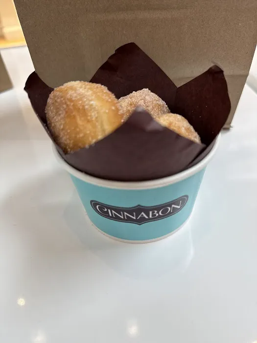 Cinnabon Picture 4